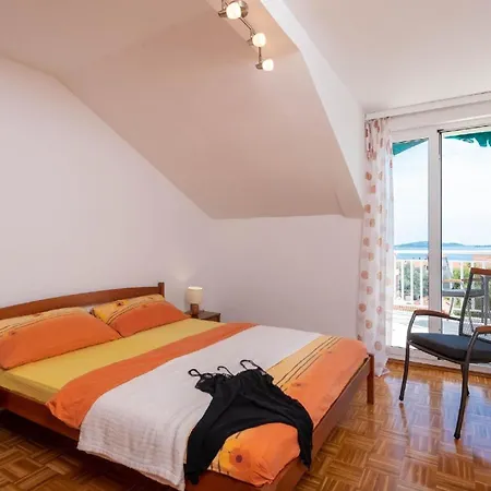Ferienwohnung Fuer 6 Personen Ca 60 Qm In Orebic, Dalmatien Sueddalmatien - B60436 * Orebic
