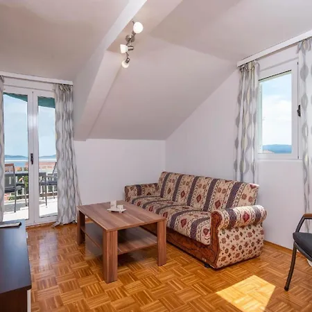 Ferienwohnung Fuer 6 Personen Ca 60 Qm In Orebic, Dalmatien Sueddalmatien - B60436